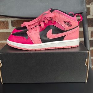 Jordan 1 Mid (PS)